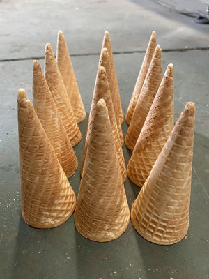 सुरंग प्रकार 3000pcs / एच पूर्ण स्वचालित आइसक्रीम कोन मशीन